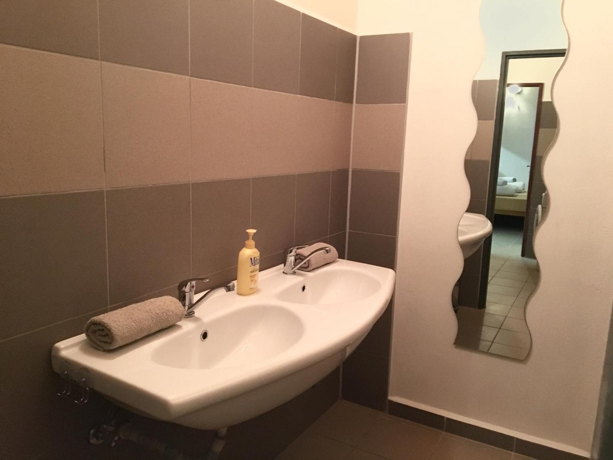 Green Apartments Lustenice 部屋 写真